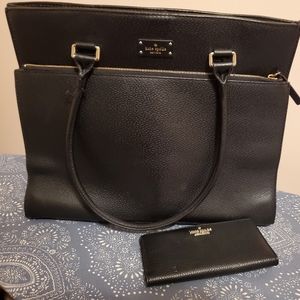 Kate Spade Large hand bag. Great condition.